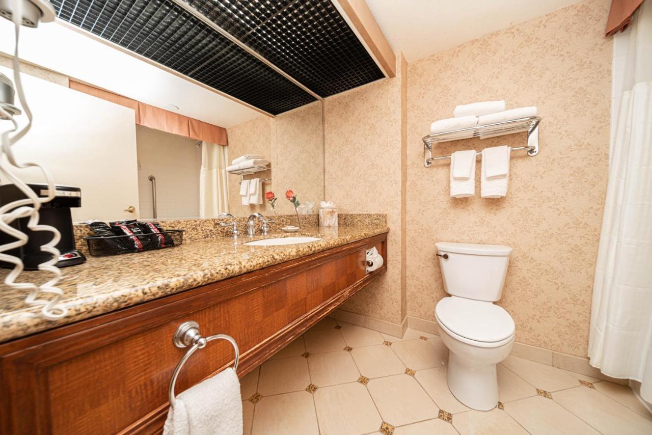 Reno Suites Ngoại thất bức ảnh