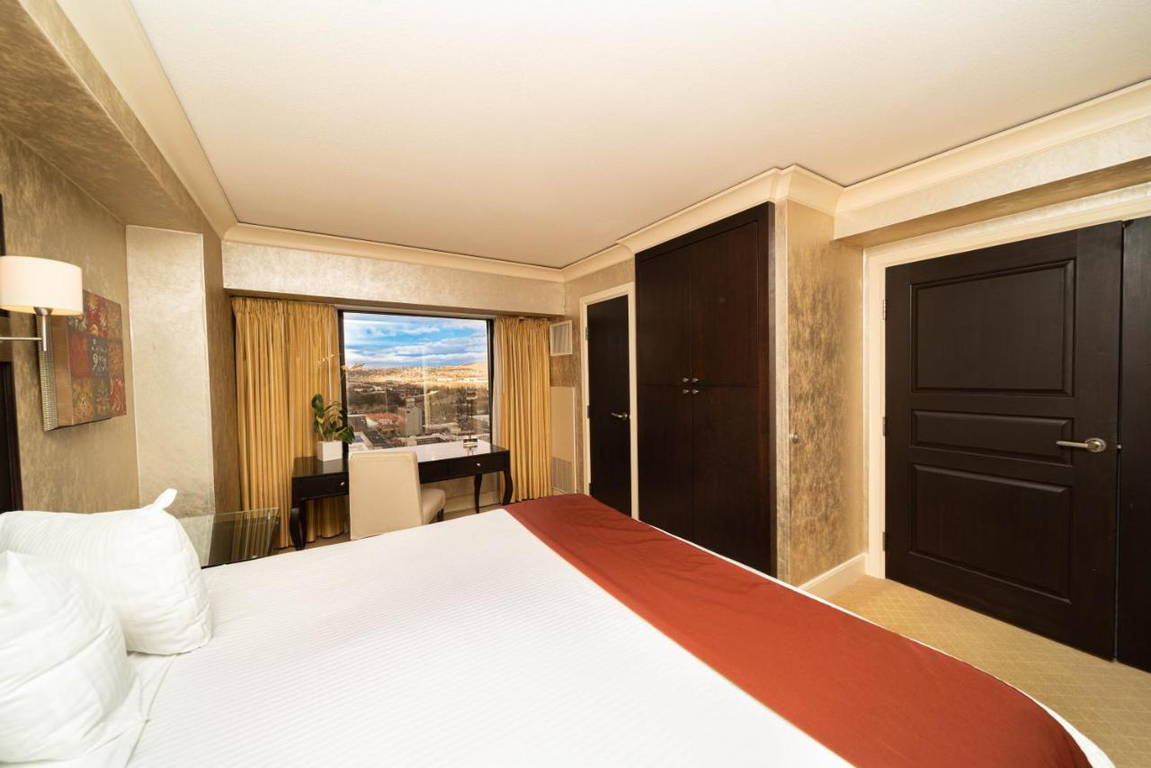 Reno Suites Ngoại thất bức ảnh
